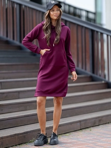 Dam sportig klänning med huva smör Vinröd Bolf 523